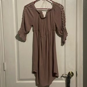 Women’s mauve dress